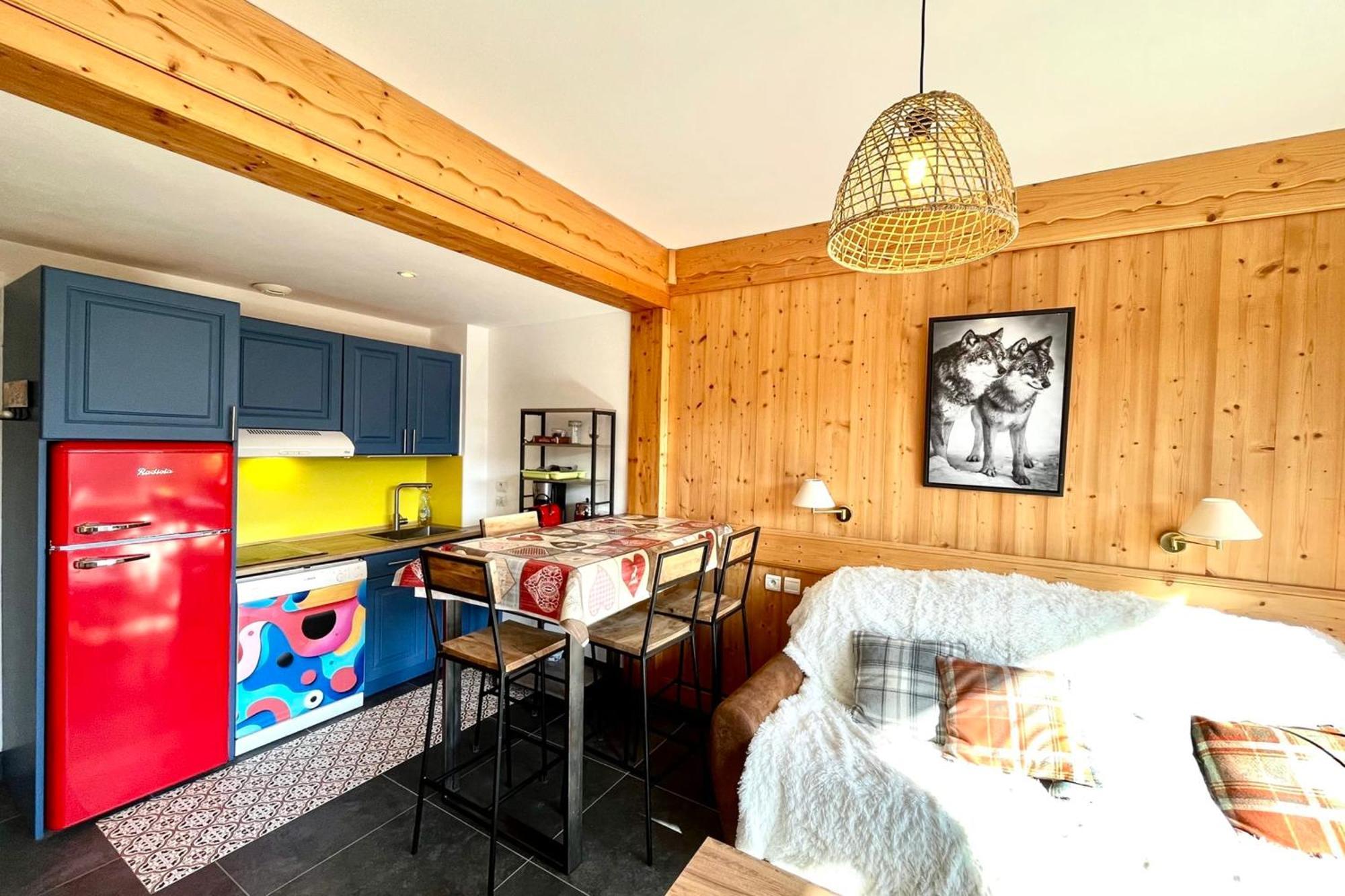 Superb Cosy Apartment With Balcony Combloux Exterior photo